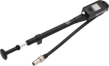 Une pompe à suspensions électronique Rock Shox sur un fond blanc, accessoire indispensable